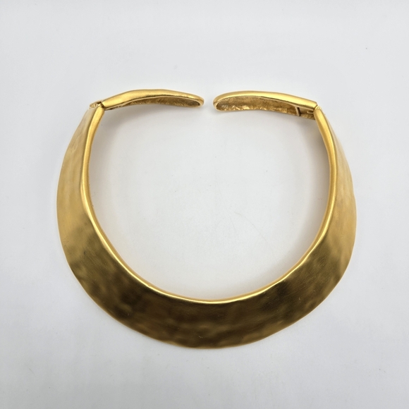 Givenchy Goldtone Choker Collar Necklace 1980s Chunky Couture Runway Mogul Vtg - Picture 3 of 8